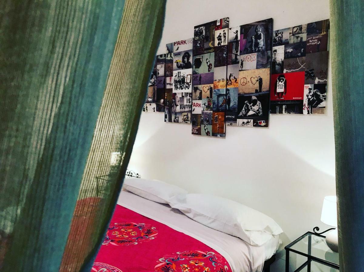 Casa G&G Pignasecca 2 nel cuore di Napoli Esterno foto