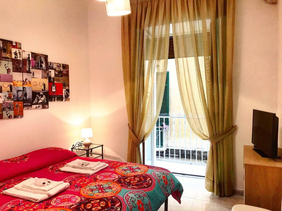 Casa G&G Pignasecca 2 nel cuore di Napoli Esterno foto