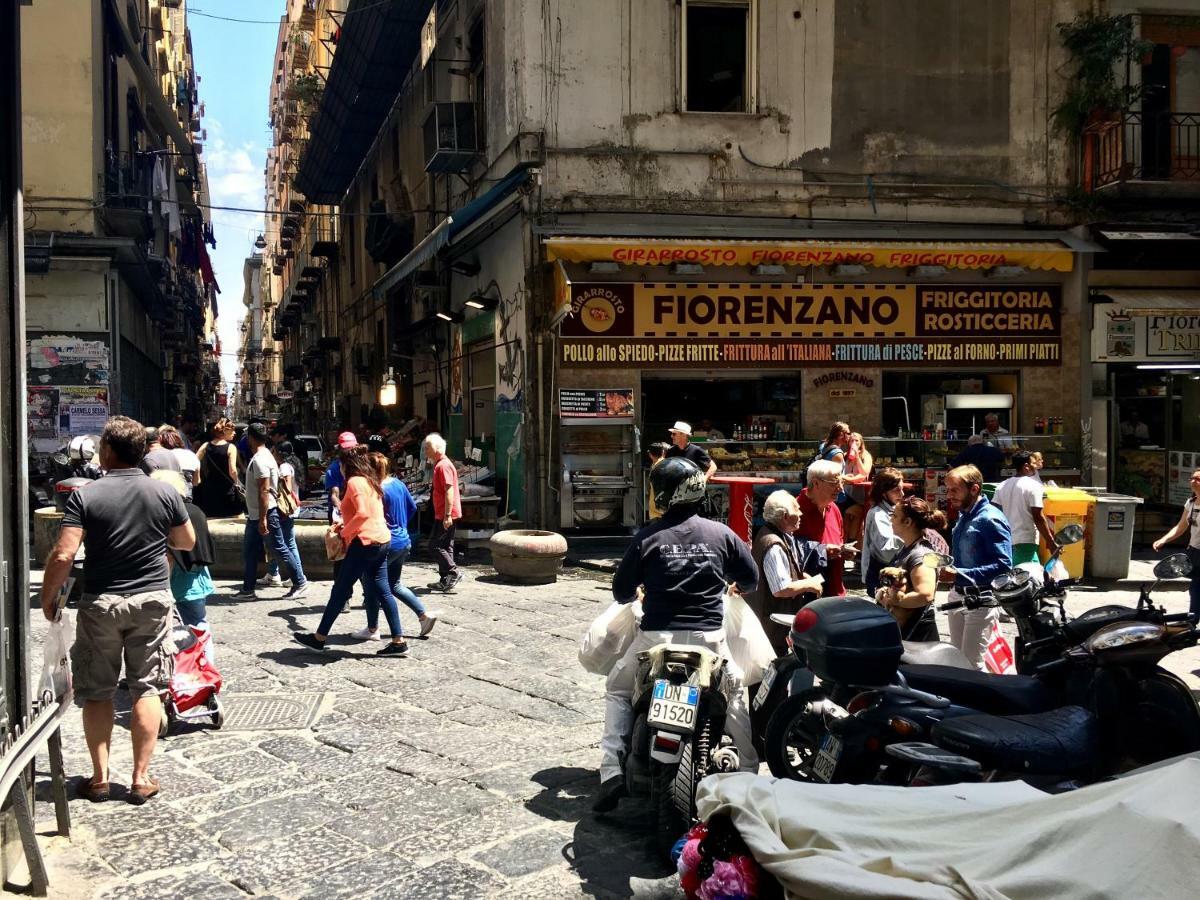 Casa G&G Pignasecca 2 nel cuore di Napoli Esterno foto
